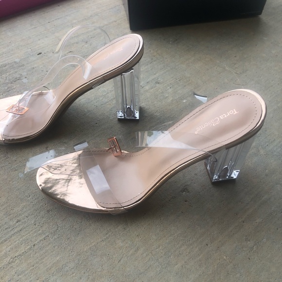 Clear heels - Picture 3 of 5